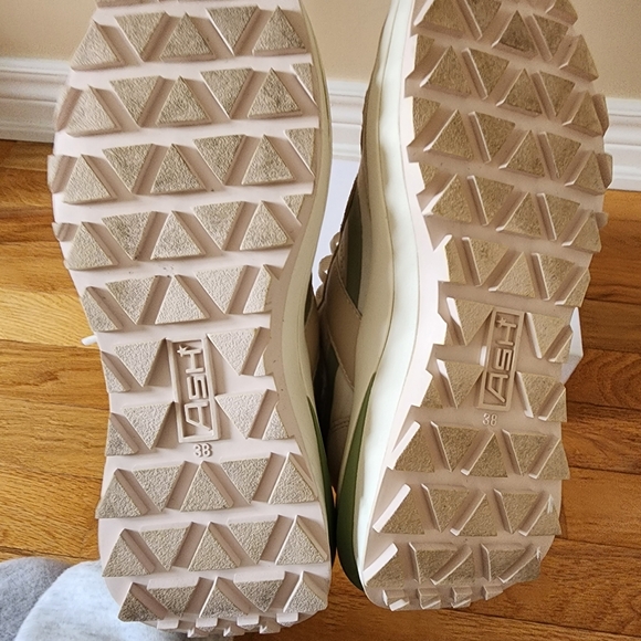 Ash athletic shoes 👟 - Picture 8 of 9